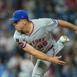　９月のフィリーズ戦に登板したメッツのライアン・ヘルズリー＝フィラデルフィア（ＡＰ＝共同）