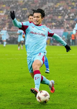 上田は後半途中から出場|全国海外|神戸新聞NEXT