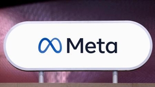 　米メタのロゴ＝６月、パリ（ロイター＝共同）