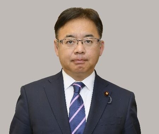 　上野賢一郎厚生労働相