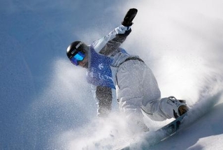 　調整する平野流佳＝張家口・密苑（共同）