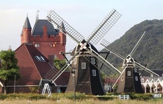 　長崎県佐世保市のリゾート施設「ハウステンボス」の園内＝２０２２年