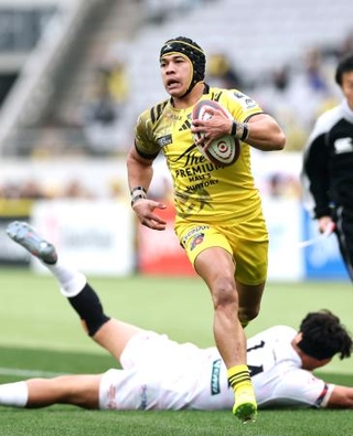 　東京ＳＧ-トヨタ　前半、トライを決める東京ＳＧ・コルビ＝味スタ