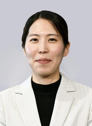 　福間香奈女流六冠