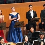 　５日、「第九」のコンサートに向けてリハーサルする西尾舞衣子さん（左端）と谷口睦美さん（左から２人目）＝ソウル（共同）