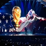 　米ワシントンで開催されたサッカーＷ杯北中米３カ国大会の組み合わせ抽選会＝５日（共同）