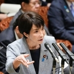 　参院予算委で答弁する高市首相＝１２日午後