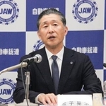 　２０２６年春闘の要求目安について説明する自動車総連の金子晃浩会長＝１２日午後、東京都港区