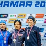 　スピードスケートＷ杯第４戦、女子１５００メートルで優勝した高木美帆（中央）＝１２日、ハーマル（Ｇｅｉｒ　Ｏｌｓｅｎ／ＮＴＢ　Ｓｃａｎｐｉｘ提供・ＡＰ＝共同）