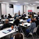 　入国管理センターに収容されている人を支援する団体が開いた集会＝１４日午後、茨城県つくば市