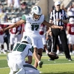 　ＦＧを決めるハワイ大の松沢寛政＝８月、ホノルル（ゲッティ＝共同）