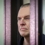 　ベラルーシの裁判所で立つアンジェイ・ポチョブト氏＝２０２３年１月（ＡＰ＝共同）