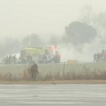 　小型機が墜落した米ノースカロライナ州ステーツビルの空港＝１８日（ＷＳＯＣ提供・ＡＰ＝共同）