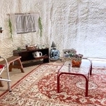 　インスタントハウスの内部。自分の家のように室内を整えることができる（北川啓介教授提供）