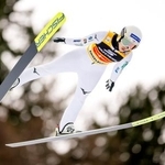 　Ｗ杯ジャンプ女子個人第１０戦での丸山希の飛躍＝エンゲルベルク（Ｋｅｙｓｔｏｎｅ提供・ＡＰ＝共同）