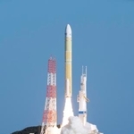 　準天頂衛星「みちびき５号機」を載せ、鹿児島県の種子島宇宙センターから打ち上げられるＨ３ロケット８号機＝２２日午前１０時５１分