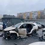 　２２日、モスクワで車が爆発し、ロシア軍中将が巻き込まれた現場（ロシア連邦捜査委員会提供・共同）