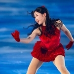 　エキシビションで演技する中井亜美＝国立代々木競技場