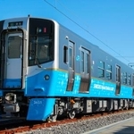 　ＪＲ四国が公開したハイブリッド式の在来線新型車両「３６００系」