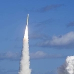 　鹿児島県の種子島宇宙センターから打ち上げられたＨ３ロケット８号機。衛星軌道投入には失敗した＝２２日