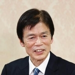 　就任に際し記者会見する宮内庁の黒田武一郎長官＝２５日午後、宮内庁