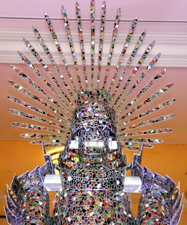 ステンドグラスの秀吉見参|全国海外|神戸新聞NEXT