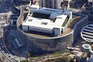 　テレビ朝日本社ビル＝東京都港区