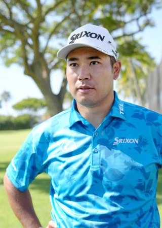 　米男子ゴルフの今季開幕戦、ソニー・オープンの練習ラウンド終了後、取材に応じる松山英樹＝ワイアラエＣＣ（共同）