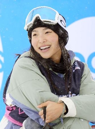 　昨年の世界選手権で優勝したスノーボード女子ハーフパイプのクロイ・キム＝２０２５年３月、スイス・サンモリッツ（共同）