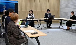 　日本将棋連盟が発足させた公式戦番勝負対局規定検討委員会＝１６日、東京都渋谷区
