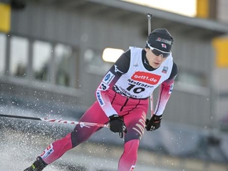 　男子第１１戦で１６位となった山本涼太の後半距離＝オーベルホフ（共同）