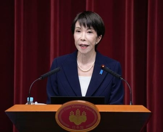 　記者会見で衆院解散を表明する高市首相＝１９日午後、首相官邸