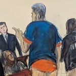 　５日、米ニューヨークの連邦地裁に出廷し、傍聴人に反応するベネズエラのマドゥロ大統領（手前中央）のイラスト（ＡＰ＝共同）