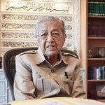 　マレーシアのマハティール元首相＝２０２５年４月、プトラジャヤ（共同）