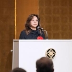 　新年賀詞交歓会であいさつする中国大使館の羅暁梅公使＝７日午後、東京都千代田区