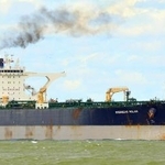 　北大西洋で米軍が拿捕したロシア船籍のタンカー「マリネラ」＝２０１４年８月、オランダ沖（ゲッティ＝共同）