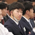 　プロ野球の新人研修会に参加した阪神の立石正広内野手＝９日、東京都内（代表撮影）