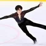 　男子フリー　演技する佐藤駿＝東京辰巳アイスアリーナ