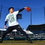 　練習を公開した阪神・石井＝ＳＧＬ尼崎