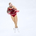 　女子ＳＰで演技するニーナ・ペトロキナ＝シェフィールド（ロイター＝共同）