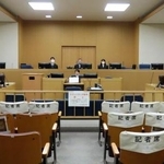 　安倍元首相が銃撃された事件の判決公判が開かれた奈良地裁の法廷＝２１日午前（代表撮影）