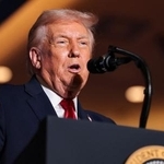 　昨年１２月、演説するトランプ大統領（ロイター＝共同）