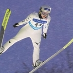 　８位となった丸山希の飛躍＝アリオンテック蔵王シャンツェ