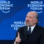 　２０日、スイスのダボス会議のセッションで話すラトニック米商務長官（ロイター＝共同）