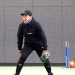 　守備練習するソフトバンク・今宮＝福岡県宮若市