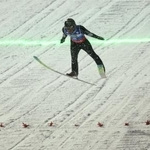 　ジャンプ男子のフライング世界選手権団体、二階堂蓮の跳躍＝２５日、オーベルストドルフ（ロイター＝共同）