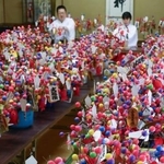 　熊野速玉大社で最盛期を迎えた節分の縁起物「吉兆」作り＝２６日、和歌山県新宮市