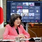 　オンラインでのＧ７財務相会合に臨む片山財務相＝２７日午後、財務省（同省提供）