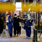 　現金入りのスーツケースが奪われ、逃走時にひき逃げ事件が起きた現場付近＝３０日午前０時１２分、東京都台東区