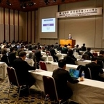 　東京都内で開かれた経団連の「労使フォーラム」＝３０日午前